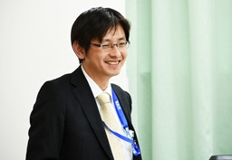 吉野事務長